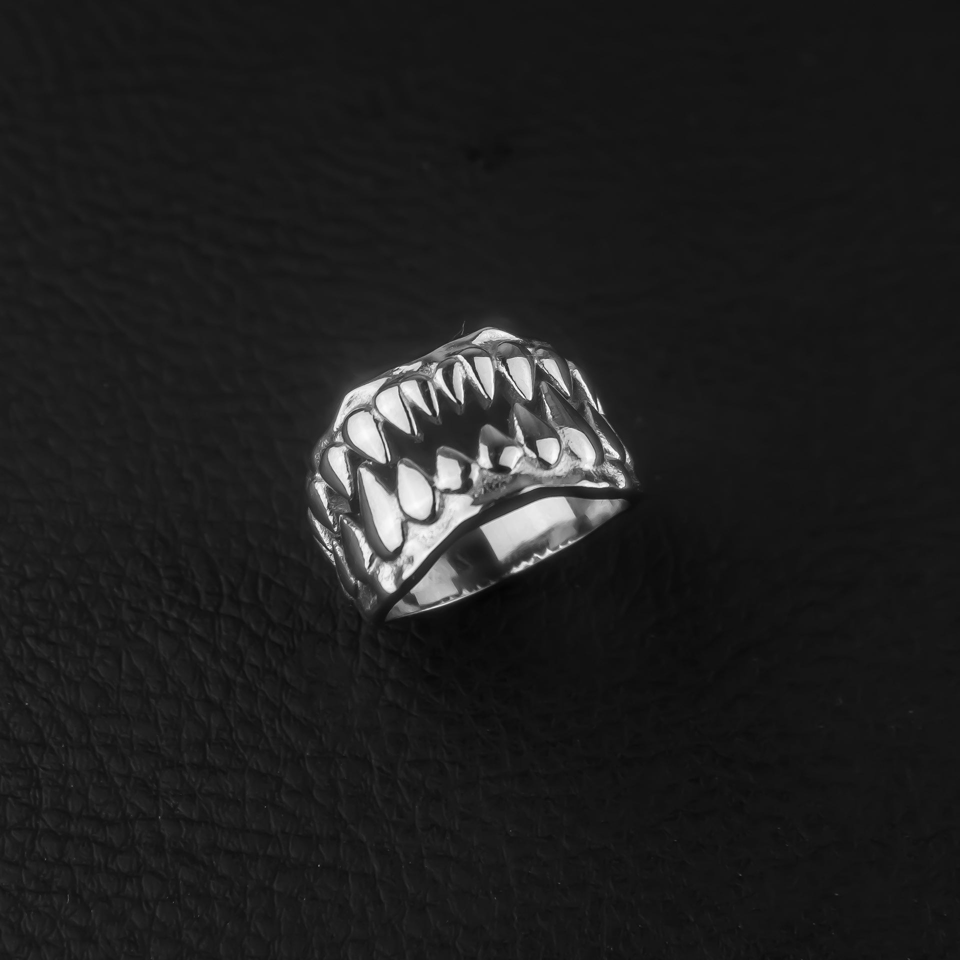 Vampire Ring